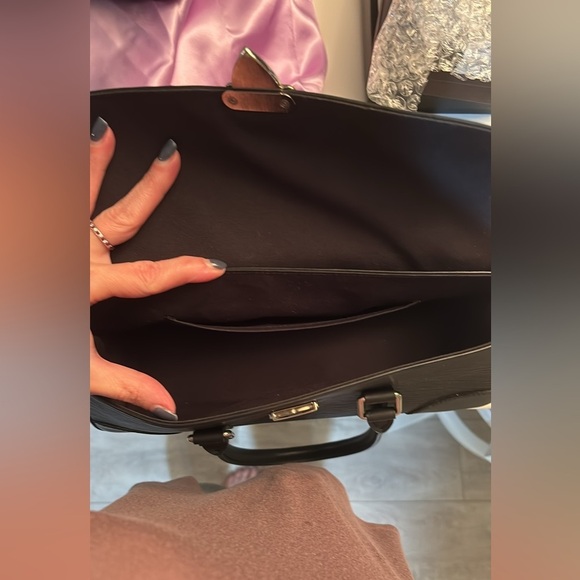 Louis Vuitton Epi Leather Bag💜 MINT​ - Picture 4 of 6